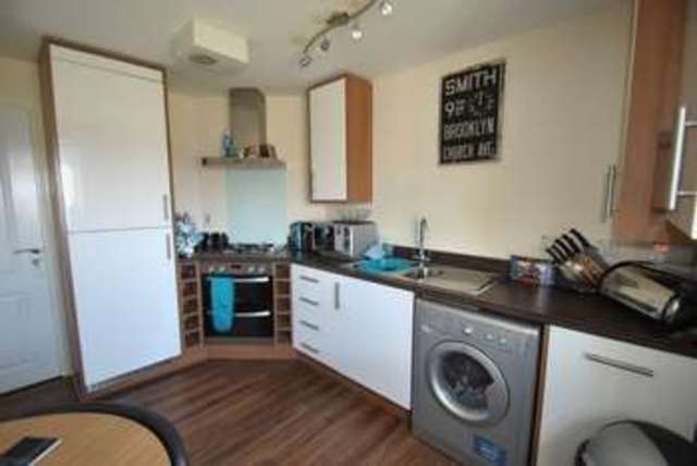  Image of 2 bedroom Flat for sale in Overstreet Green Lydney GL15 at Overstreet Green  Lydney, GL15 5GG