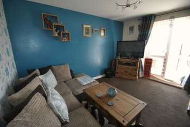  Image of 2 bedroom Flat for sale in Overstreet Green Lydney GL15 at Overstreet Green  Lydney, GL15 5GG