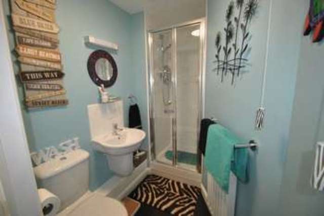  Image of 2 bedroom Flat for sale in Overstreet Green Lydney GL15 at Overstreet Green  Lydney, GL15 5GG