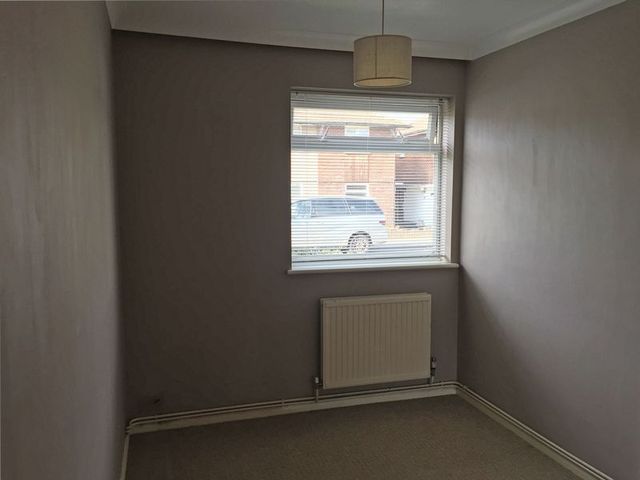  Image of 2 bedroom Flat for sale in Palmar Road Bexleyheath DA7 at Palmar Road  Bexleyheath, DA7 4LJ