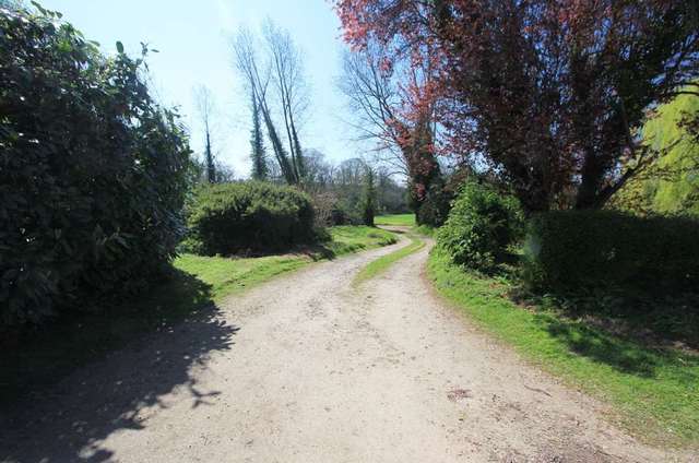  Image of 5 bedroom Detached house for sale in Bere Court Road Pangbourne Reading RG8 at Bere Court Road Pangbourne Reading, RG8 8JY