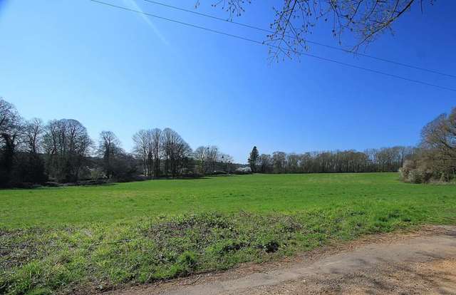  Image of 5 bedroom Detached house for sale in Bere Court Road Pangbourne Reading RG8 at Bere Court Road Pangbourne Reading, RG8 8JY
