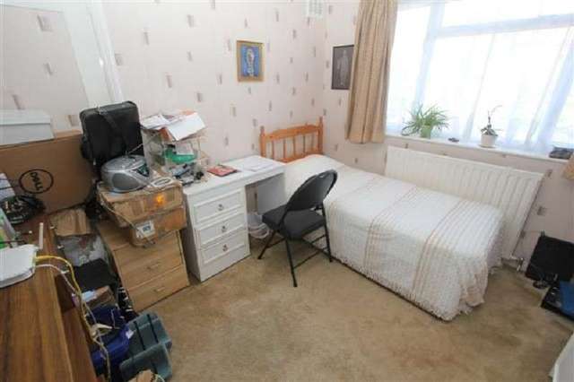  Image of 5 bedroom Detached house for sale in Pangbourne Drive Stanmore HA7 at Pangbourne Drive  Stanmore, HA7 4RB