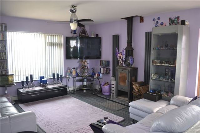  Image of 3 bedroom Detached house for sale in Parker Road Hastings TN34 at East Sussex, TN34 3TU