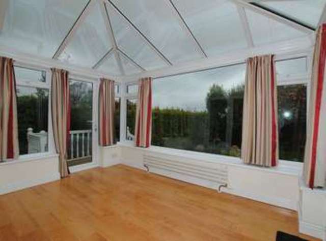  Image of 3 bedroom Detached house for sale in Parkesway Saltash PL12 at Parkesway  Saltash, PL12 4AL