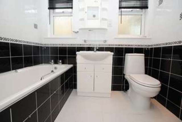  Image of 3 bedroom Detached house for sale in Parkesway Saltash PL12 at Parkesway  Saltash, PL12 4AL