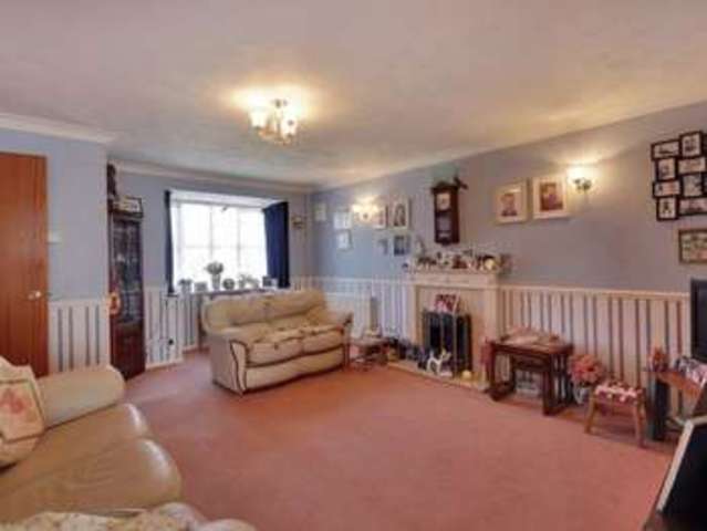  Image of 4 bedroom Detached house for sale in Parkhurst Road Horley RH6 at Parkhurst Road  Horley, RH6 8HA