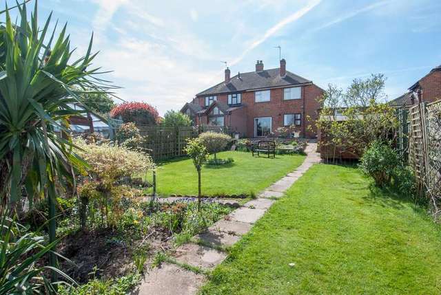  Image of 3 bedroom Detached house for sale in Parklands Drive Loughborough LE11 at Loughborough, LE11 2SZ