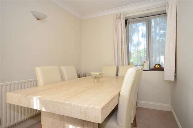  Image of 2 bedroom Ground Flat for sale in Ridgemont Place Parkstone Avenue Hornchurch RM11 at Emerson Park Hornchurch Hornchurch, RM11 3LQ