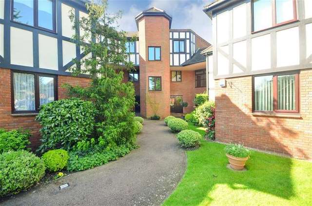  Image of 2 bedroom Ground Flat for sale in Ridgemont Place Parkstone Avenue Hornchurch RM11 at Emerson Park Hornchurch Hornchurch, RM11 3LQ