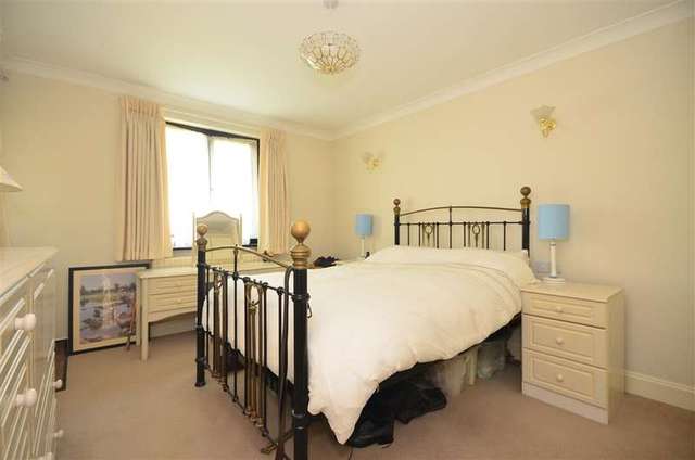 Image of 2 bedroom Ground Flat for sale in Ridgemont Place Parkstone Avenue Hornchurch RM11 at Emerson Park Hornchurch Hornchurch, RM11 3LQ