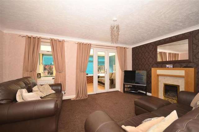  Image of 4 bedroom Detached house for sale in Peach Croft Northfleet Gravesend DA11 at Northfleet Gravesend Gravesend, DA11 8ST