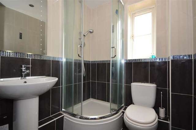  Image of 4 bedroom Detached house for sale in Peach Croft Northfleet Gravesend DA11 at Northfleet Gravesend Gravesend, DA11 8ST