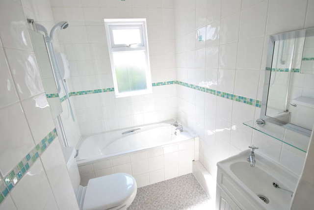  Image of 2 bedroom Semi-Detached house to rent in Petersburg Road Stockport SK3 at Edgeley Stockport Heaviley, SK3 9QY