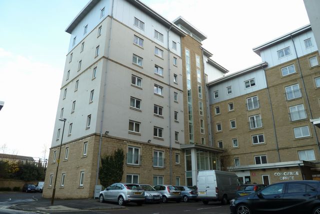  Image of 2 bedroom Flat to rent in Pilrig Heights Edinburgh EH6 at Broughton Edinburgh Edinburgh, EH6 5FD
