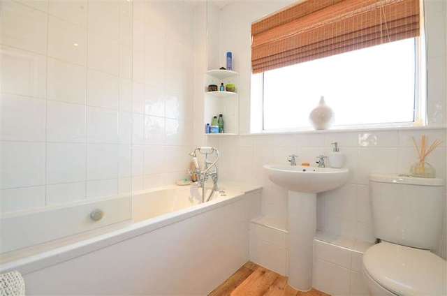  Image of 3 bedroom Semi-Detached house for sale in Pine Walk Uckfield TN22 at Uckfield East Sussex Uckfield, TN22 1TU