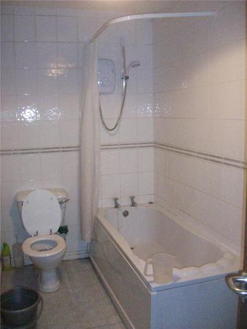  Image of 2 bedroom Flat to rent in Pleasance Court Dundee DD1 at City Centre Dundee Dundee, DD1 5BB