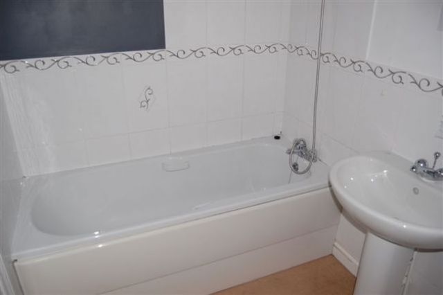  Image of 4 bedroom Detached house to rent in Plover Court Barton-upon-Humber DN18 at Plover Court  Barton-Upon-Humber, DN18 5FD
