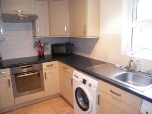  Image of 2 bedroom Flat for sale in Junction Gardens Plymouth PL4 at Plymouth Devon Plymouth, PL4 9AS