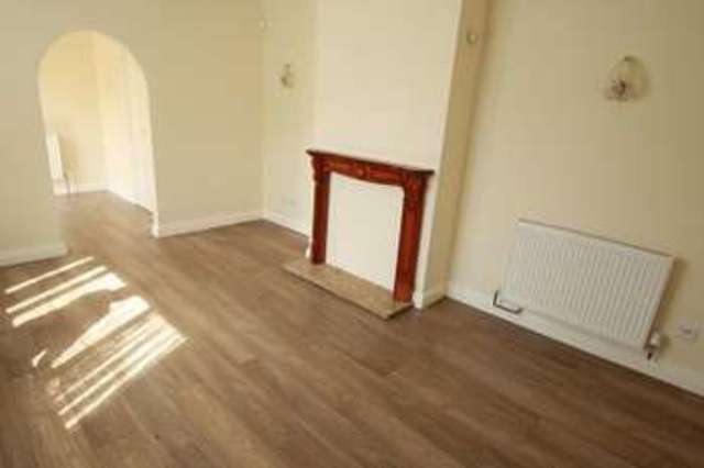  Image of 3 bedroom Semi-Detached house to rent in Poplar Road Wednesbury WS10 at Poplar Road  Wednesbury, WS10 9PY