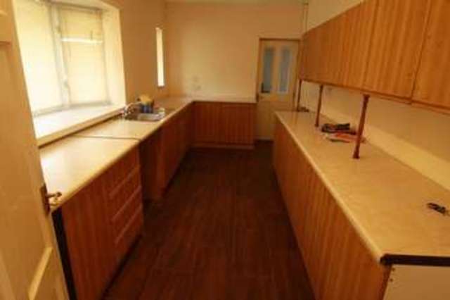  Image of 3 bedroom Semi-Detached house to rent in Poplar Road Wednesbury WS10 at Poplar Road  Wednesbury, WS10 9PY
