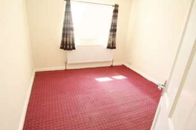  Image of 3 bedroom Semi-Detached house to rent in Poplar Road Wednesbury WS10 at Poplar Road  Wednesbury, WS10 9PY