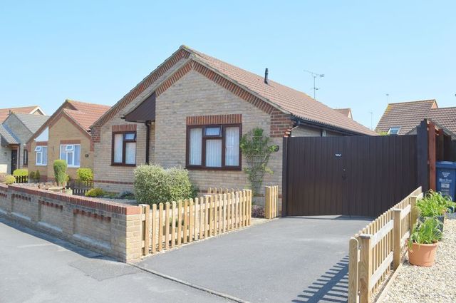  Image of 2 bedroom Detached house for sale in Poppyfields Gillingham SP8 at Poppyfields  Gillingham, SP8 4TH