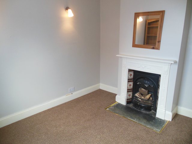  Image of 2 bedroom Detached house to rent in Pound Street Newbury RG14 at Newbury  Newbury, RG14 6AE