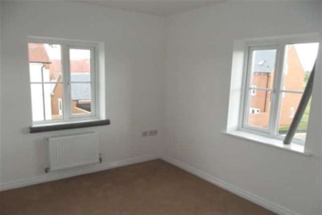  Image of 3 bedroom Detached house to rent in Prince Rupert Drive Aylesbury HP19 at Aylesbury, HP19 9RA