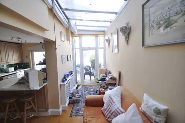  Image of 4 bedroom Detached house to rent in Prothero Road London SW6 at Prothero Road Fulham London, SW6 7LY