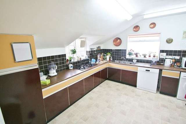  Image of 4 bedroom Flat for sale in Lexington Court Purley CR8 at Purley Surrey, CR8 1JA