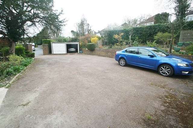  Image of 4 bedroom Flat for sale in Lexington Court Purley CR8 at Purley Surrey, CR8 1JA