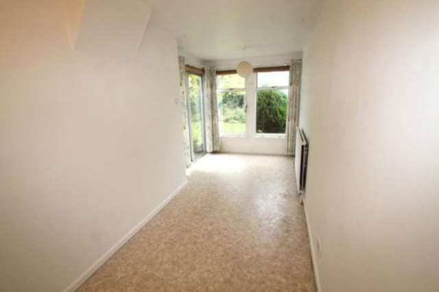  Image of 3 bedroom Detached house to rent in Queens Walk Harrow HA1 at Queens Walk  Harrow, HA1 1XS