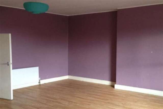  Image of 3 bedroom Flat to rent in Radcliffe Road West Bridgford Nottingham NG2 at Nottingham, NG2 5FF