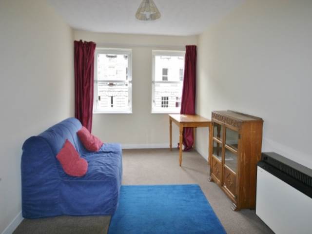  Image of 1 bedroom Flat to rent in Rankeillor Street Edinburgh EH8 at Newington Edinburgh Edinburgh, EH8 9JA