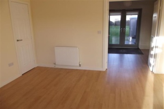  Image of 3 bedroom Semi-Detached house to rent in Raploch Road Stirling FK8 at Stirling Town Stirling Stirling, FK8 1RS