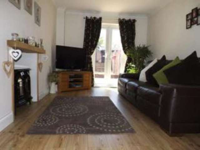  Image of 3 bedroom End of Terrace for sale in Kelvedon Close Rayleigh SS6 at Rayleigh Essex Rayleigh, SS6 9SQ