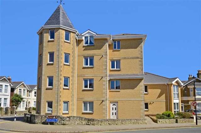  Image of 2 bedroom Ground Flat for sale in Regent Street Shanklin PO37 at Shanklin Isle of Wight Shanklin, PO37 7BP