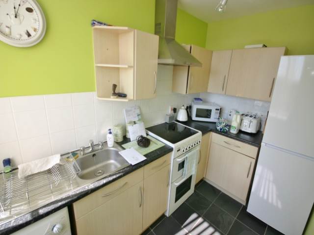  Image of 1 bedroom Flat to rent in Restalrig Drive Edinburgh EH7 at Restalrig Edinburgh Edinburgh, EH7 6FY