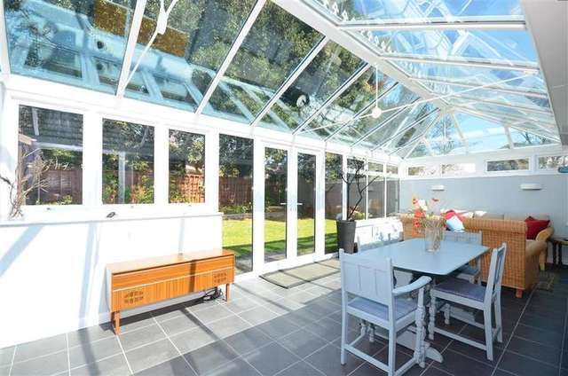  Image of 2 bedroom Bungalow for sale in Rhodes Gardens Broadstairs CT10 at Broadstairs Kent Broadstairs, CT10 1BP