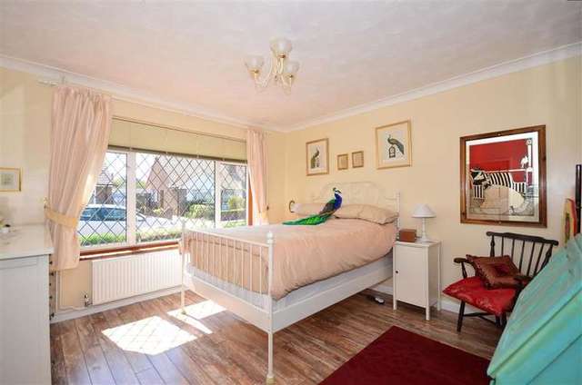  Image of 2 bedroom Bungalow for sale in Rhodes Gardens Broadstairs CT10 at Broadstairs Kent Broadstairs, CT10 1BP