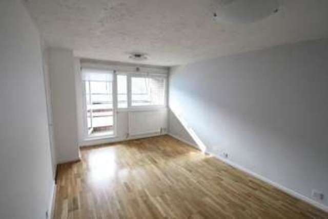  Image of 1 bedroom Flat to rent in Rhodeswell Road London E14 at Rhodeswell Road  London, E14 7TL