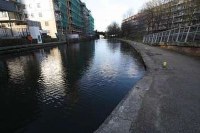  Image of 1 bedroom Flat to rent in Rhodeswell Road London E14 at Rhodeswell Road  London, E14 7TL