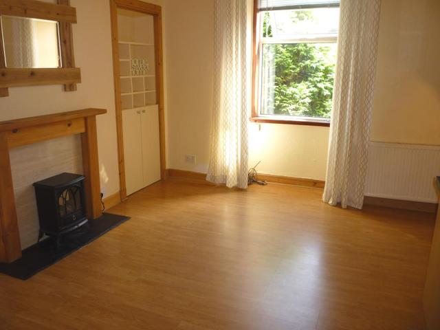  Image of 2 bedroom Flat to rent in Rose Street Dunfermline KY12 at Dunfermline Fife Fife, KY12 0QT