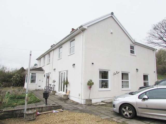  Image of 4 bedroom Detached house for sale in Chapel Road Llanharan Pontyclun CF72 at Chapel Road  Pontyclun, CF72 9QB