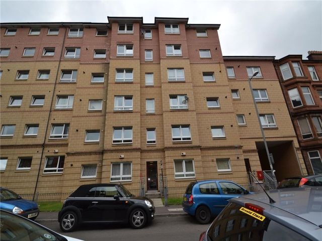  Image of 2 bedroom Flat to rent in Roslea Drive Dennistoun Glasgow G31 at Dennistoun Glasgow Glasgow, G31 2LQ