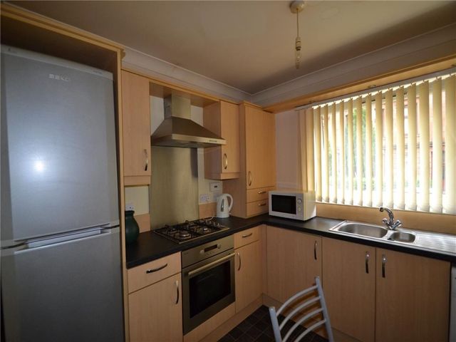  Image of 2 bedroom Flat to rent in Roslea Drive Dennistoun Glasgow G31 at Dennistoun Glasgow Glasgow, G31 2LQ