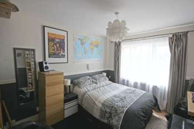 Image of 3 bedroom Semi-Detached house for sale in Colin Road Luton LU2 at Colin Road  Luton, LU2 7RU