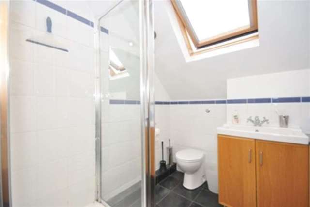  Image of 5 bedroom Detached house to rent in Rusthall Avenue London W4 at London, W4 1BW