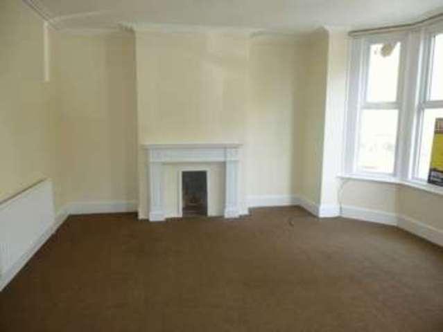  Image of 1 bedroom Flat to rent in Rutland Road Skegness PE25 at Rutland Road  Skegness, PE25 2AZ